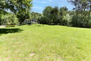 Welcome to your charming home!! As you enter this home, the on Mountain Harbour Golf Club in North Carolina - for sale on GolfHomes.com, golf home, golf lot