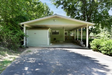 Welcome to your charming home!! As you enter this home, the on Mountain Harbour Golf Club in North Carolina - for sale on GolfHomes.com, golf home, golf lot