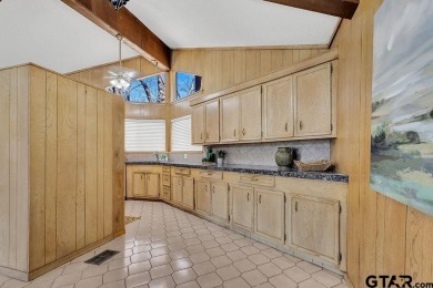 Waterfront Retreat with Panoramic Views. Welcome to this on Hide-A-Way Lake Golf Course in Texas - for sale on GolfHomes.com, golf home, golf lot