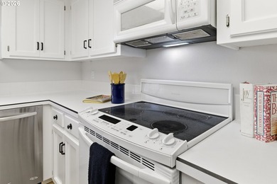 Enjoy golf course living in this beautifully remodeled one-level on Charbonneau Golf Club in Oregon - for sale on GolfHomes.com, golf home, golf lot