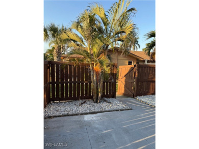 FULLY RENOVATED villa in the quiet community of Royal Woods!!! on Terraverde Country Club in Florida - for sale on GolfHomes.com, golf home, golf lot