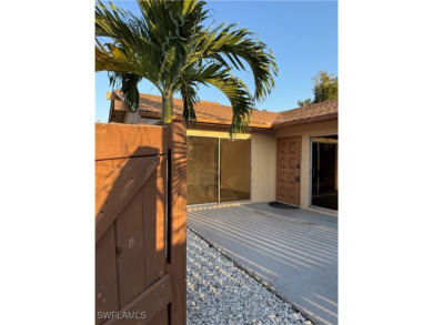FULLY RENOVATED villa in the quiet community of Royal Woods!!! on Terraverde Country Club in Florida - for sale on GolfHomes.com, golf home, golf lot