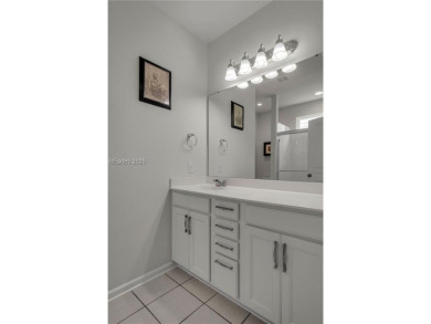 Welcome home to this pretty Hill Crest model offering 2BR/2BA on Argent Lakes Golf Course in South Carolina - for sale on GolfHomes.com, golf home, golf lot
