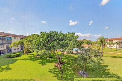 Beautifully renovated and spacious 2-bedroom, 2-bath condo with on Flamingo Lakes Country Club in Florida - for sale on GolfHomes.com, golf home, golf lot