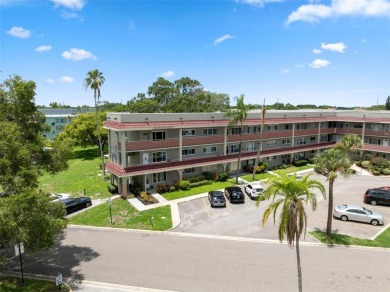 BEST QUALITY FULL REMODEL! TOP FLOOR! END UNIT! CLOSE TO ALL on On Top Of The World Golf Course in Florida - for sale on GolfHomes.com, golf home, golf lot