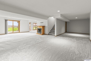 Lisa McGuire Kelly, M: , lmkelly,   - Gorgeous 2 sty home sits on Eagle Run Golf Complex in Nebraska - for sale on GolfHomes.com, golf home, golf lot