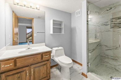 Lisa McGuire Kelly, M: , lmkelly,   - Gorgeous 2 sty home sits on Eagle Run Golf Complex in Nebraska - for sale on GolfHomes.com, golf home, golf lot