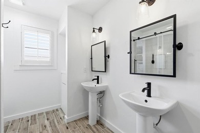 Custom Luxury in Meadow Lakes-Pool, Spa & Designer Upgrades on Iron Horse Golf Course in Texas - for sale on GolfHomes.com, golf home, golf lot