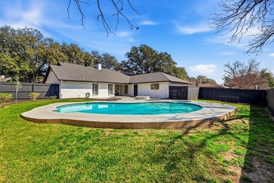 Custom Luxury in Meadow Lakes-Pool, Spa & Designer Upgrades on Iron Horse Golf Course in Texas - for sale on GolfHomes.com, golf home, golf lot