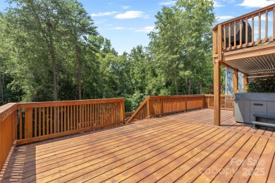 Welcome to the lake lifestyle you've been dreaming of, all on on Edgewater Golf Club in South Carolina - for sale on GolfHomes.com, golf home, golf lot