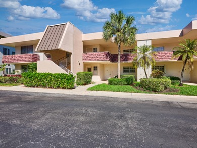 Updated first-floor condo w/ golf course views in Palm Aire CC! on Palm-Aire Country Club and Resort - Palms in Florida - for sale on GolfHomes.com, golf home, golf lot