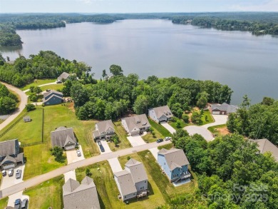 Welcome to the lake lifestyle you've been dreaming of, all on on Edgewater Golf Club in South Carolina - for sale on GolfHomes.com, golf home, golf lot