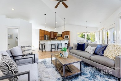 A spacious home backing to Quail Hollow Golf Course! Enjoy on Quail Hollow Golf Club in Idaho - for sale on GolfHomes.com, golf home, golf lot