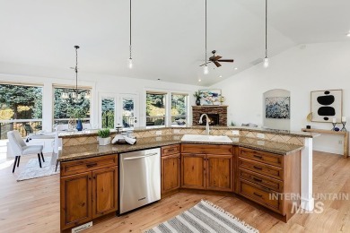 A spacious home backing to Quail Hollow Golf Course! Enjoy on Quail Hollow Golf Club in Idaho - for sale on GolfHomes.com, golf home, golf lot