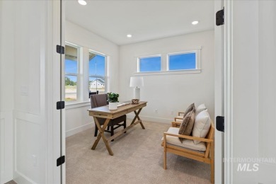 Move-In ready! For a limited time 5.375% 7 year fixed rate on Purple Sage Golf Course in Idaho - for sale on GolfHomes.com, golf home, golf lot