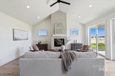 Move-In ready! For a limited time 5.375% 7 year fixed rate on Purple Sage Golf Course in Idaho - for sale on GolfHomes.com, golf home, golf lot