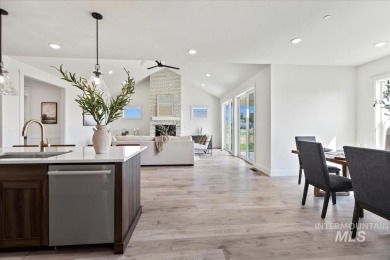 Move-In ready! For a limited time 5.375% 7 year fixed rate on Purple Sage Golf Course in Idaho - for sale on GolfHomes.com, golf home, golf lot