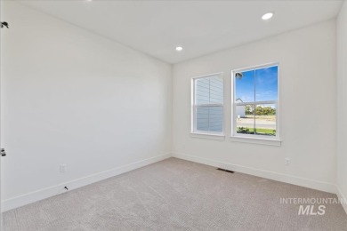 Move-In ready! For a limited time 5.375% 7 year fixed rate on Purple Sage Golf Course in Idaho - for sale on GolfHomes.com, golf home, golf lot