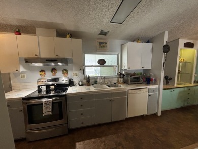 ***55+ MH Community, Leased land *** Very Motivated seller has on Big Cypress Golf and Country Club in Florida - for sale on GolfHomes.com, golf home, golf lot