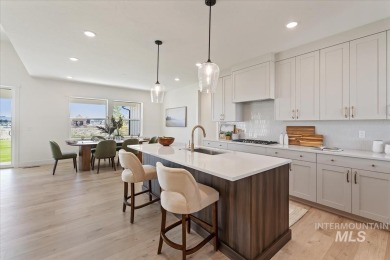 Move-In Ready! For a limited time 5.375% 7 year fixed rate on Purple Sage Golf Course in Idaho - for sale on GolfHomes.com, golf home, golf lot