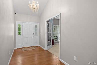 Welcome to this stunning 4-bedroom, 3-bath home offering space on Far Oaks Golf Club in Illinois - for sale on GolfHomes.com, golf home, golf lot