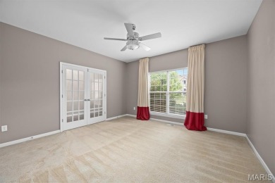 Welcome to this stunning 4-bedroom, 3-bath home offering space on Far Oaks Golf Club in Illinois - for sale on GolfHomes.com, golf home, golf lot
