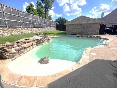This property has it all, all bedrooms in the first floor on Coyote Ridge Golf Club in Texas - for sale on GolfHomes.com, golf home, golf lot