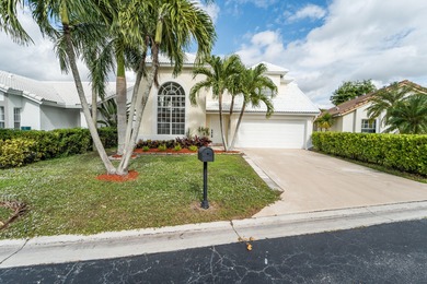 Beautiful Lakeside Pool home in a HIGHLY DESIRABLE community on Greenview Cove Golf Club in Florida - for sale on GolfHomes.com, golf home, golf lot