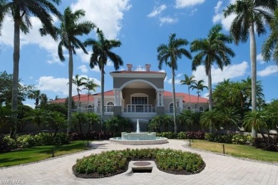 Spacious and bright end unit with 3 bedrooms and 2 bathrooms and on Naples Lakes Country Club in Florida - for sale on GolfHomes.com, golf home, golf lot