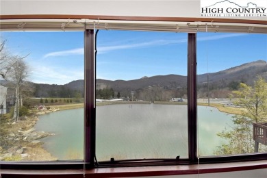 LOCATION! RARE SUGAR MOUNTAIN UPDATED CONDO AT SNOW LAKE! LAKE on Sugar Mountain Golf Course in North Carolina - for sale on GolfHomes.com, golf home, golf lot