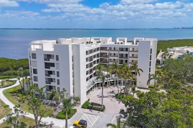 One or more photo(s) has been virtually staged. Full on Longboat Key Golf Club Resort in Florida - for sale on GolfHomes.com, golf home, golf lot