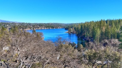 Quaint Cabin with LAKE VIEWS in the desirable Pine Mountain Lake on Pine Mountain Lake Country Club in California - for sale on GolfHomes.com, golf home, golf lot