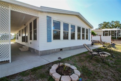 ***PACK YOUR BAGS TO THIS COUNTRY LIVING 55+ GUARD-GATED GOLF on Brookridge Country Club in Florida - for sale on GolfHomes.com, golf home, golf lot