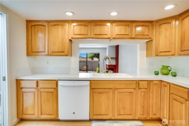 Move in ready North End home located directly across from lovely on Highlands Golf Club in Washington - for sale on GolfHomes.com, golf home, golf lot