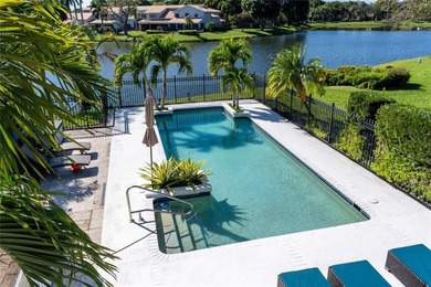This Tastefully Furnished Townhome in the Lakes of Deer Creek is on Deer Creek Golf Club in Florida - for sale on GolfHomes.com, golf home, golf lot