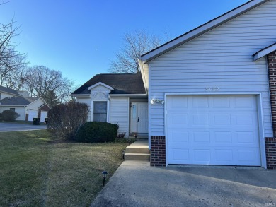 Nicely updated 2 BR/2 BA ranch condo on Southside of Bloomington on Bloomington Country Club in Indiana - for sale on GolfHomes.com, golf home, golf lot