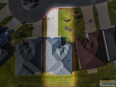 Effortless Coastal Living! Beautifully maintained home in the on South Padre Island Golf Club in Texas - for sale on GolfHomes.com, golf home, golf lot