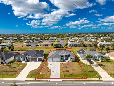 Gorgeous inside and out, this 2020 DM Dean custom built home is on Pinemoor West Golf Club in Florida - for sale on GolfHomes.com, golf home, golf lot