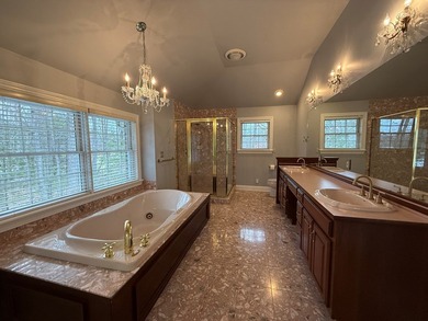 Rare opportunity on the Cobb course. This brick 3 bedroom/2.5 on Glade Springs Resort Golf Course in West Virginia - for sale on GolfHomes.com, golf home, golf lot