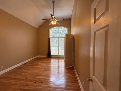 Rare opportunity on the Cobb course. This brick 3 bedroom/2.5 on Glade Springs Resort Golf Course in West Virginia - for sale on GolfHomes.com, golf home, golf lot