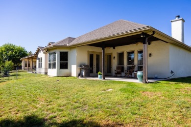 This lovely Garden/Patio home w/ separate Casita sits on a on The Club At Comanche Trace in Texas - for sale on GolfHomes.com, golf home, golf lot