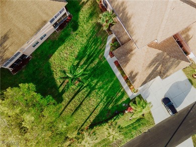 Cornered 3 bedroom/2 bath condo unit. New tile flooring on Majestic Golf Club in Florida - for sale on GolfHomes.com, golf home, golf lot