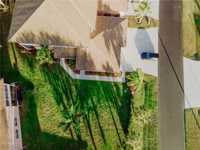 Cornered 3 bedroom/2 bath condo unit. New tile flooring on Majestic Golf Club in Florida - for sale on GolfHomes.com, golf home, golf lot