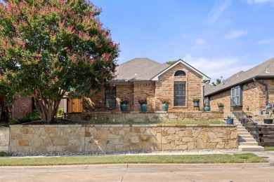 Cozy and inviting, this 2-bedroom, 2-bath home offers the on The Country Place in Texas - for sale on GolfHomes.com, golf home, golf lot