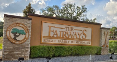 FANTASTIC 3 BEDROOM / 2 BATH GREAT ROOM PLAN WITH HUGE FAMILY on Twisted Oaks Golf Club in Florida - for sale on GolfHomes.com, golf home, golf lot