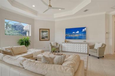 Discover effortless Florida living in this beautifully on Lakewood Ranch Golf and Country Club in Florida - for sale on GolfHomes.com, golf home, golf lot