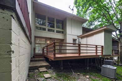 This one is definitely a keeper!  New heat pump and air handler on DeSoto Golf Course in Arkansas - for sale on GolfHomes.com, golf home, golf lot
