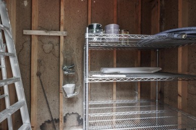 This one is definitely a keeper!  New heat pump and air handler on DeSoto Golf Course in Arkansas - for sale on GolfHomes.com, golf home, golf lot