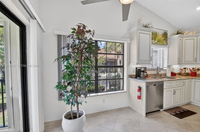 Beautiful and truly move-in ready 3BR/2BA condo in Park Pointe! on Forest Oaks Golf Club in Florida - for sale on GolfHomes.com, golf home, golf lot