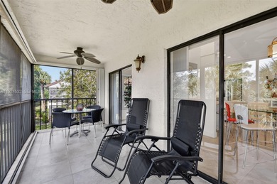 Beautiful and truly move-in ready 3BR/2BA condo in Park Pointe! on Forest Oaks Golf Club in Florida - for sale on GolfHomes.com, golf home, golf lot